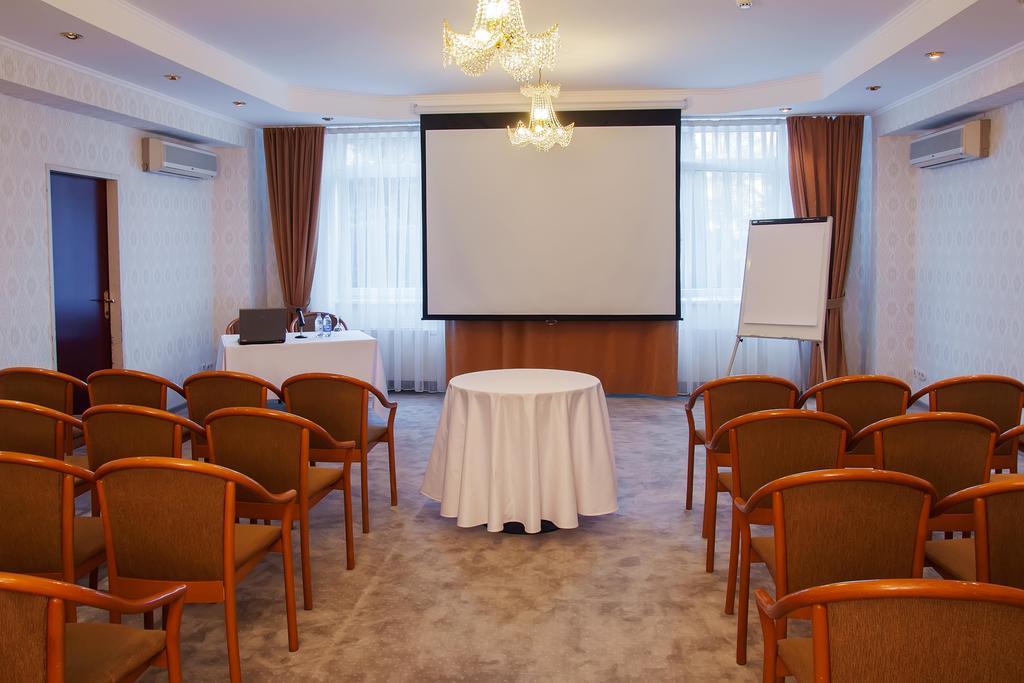 Astana International Hotel Ałma Ata Zewnętrze zdjęcie