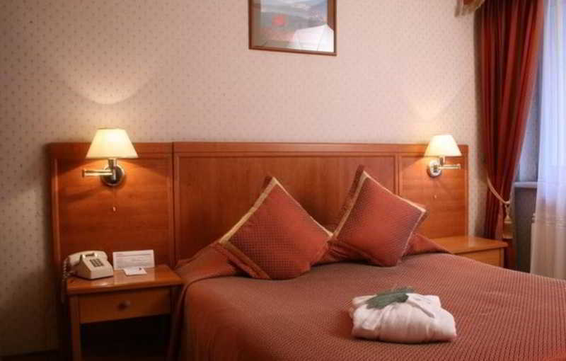 Astana International Hotel Ałma Ata Zewnętrze zdjęcie