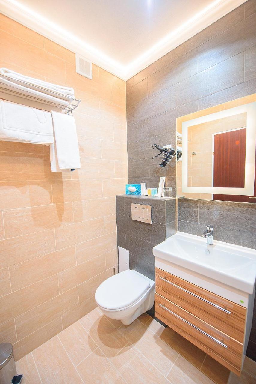 Astana International Hotel Ałma Ata Zewnętrze zdjęcie